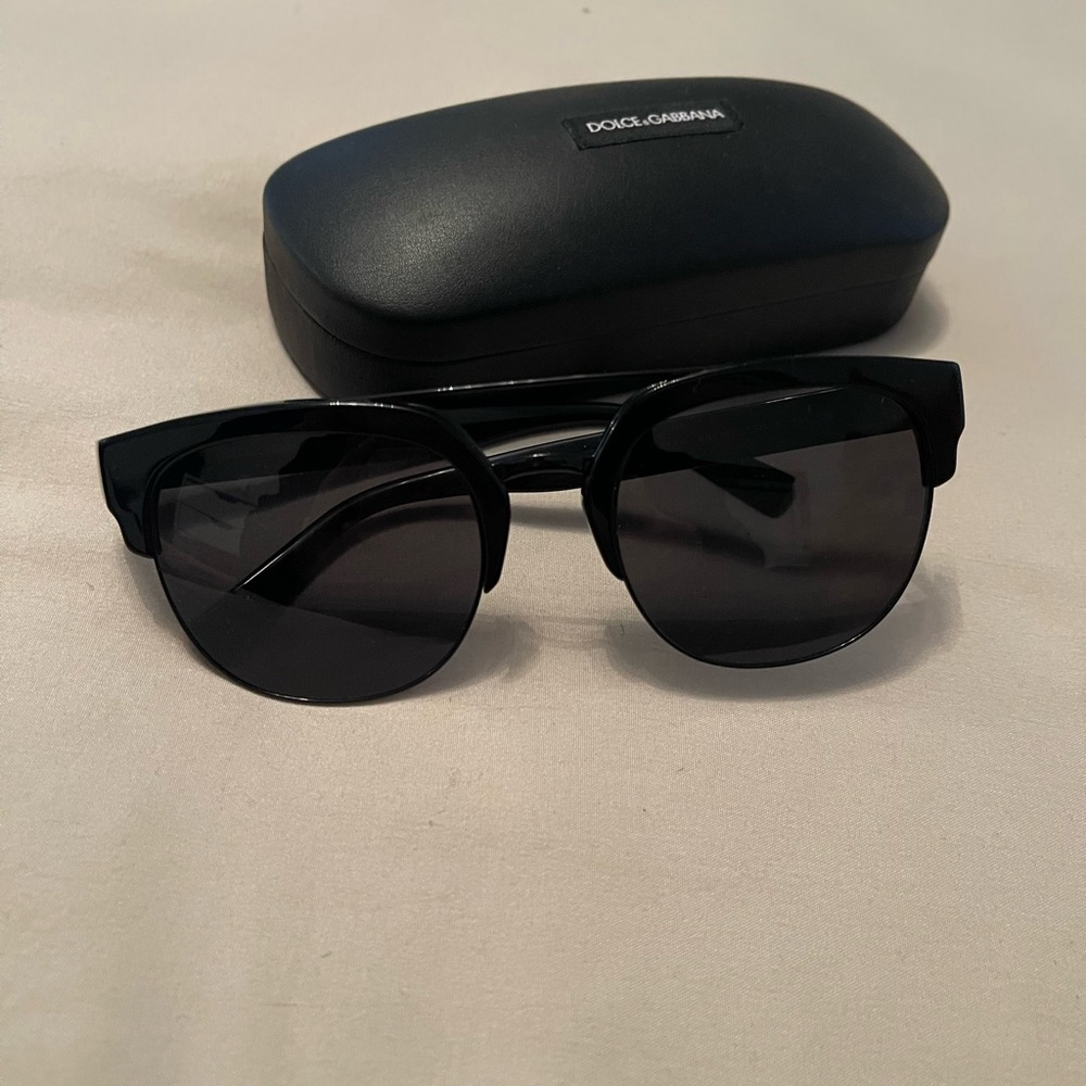 Dolce & Gabbana Black Sun Glasses - Picture 5 of 5